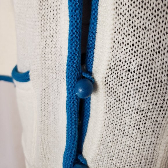 Laced Cardigan in Soft White and Blue Size Petite - Picture 5 of 8